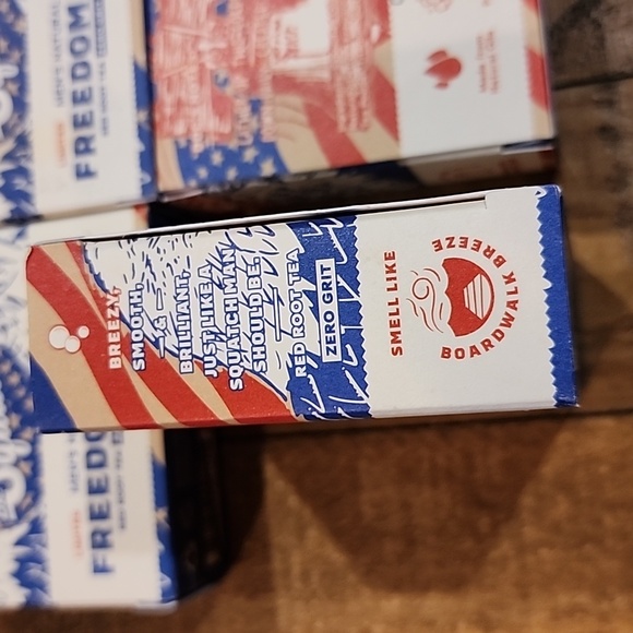 Dr. Squatch Limited Edition Freedom Fresh, Men's Natural Bar Soaps - Picture 5 of 11